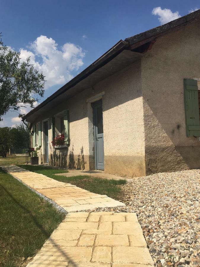 La Maison Des Artistes Villa Auxerre Exterior foto